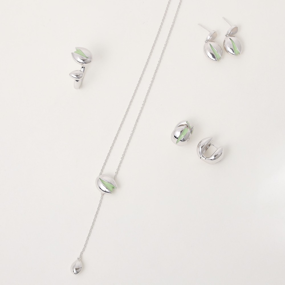 Pistachio Silver Set