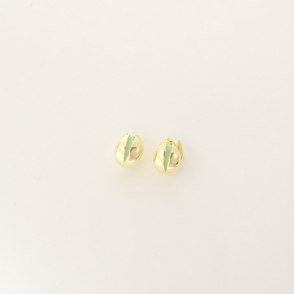 Pistachio Hug Gold Edition