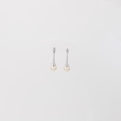 Flowing Time Pure Studs Platinum Edition