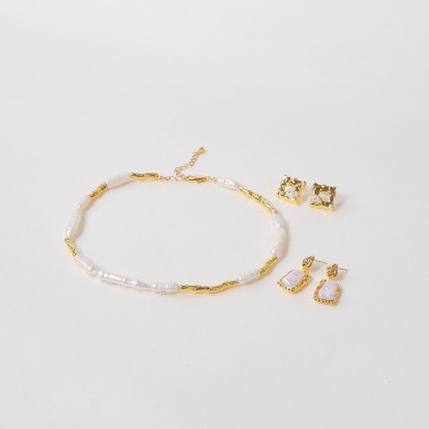 Holiday Collection Gold Edition