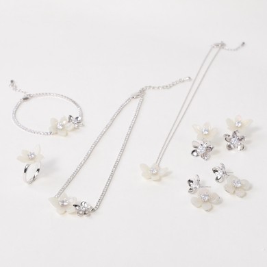 Monet Garden White Set